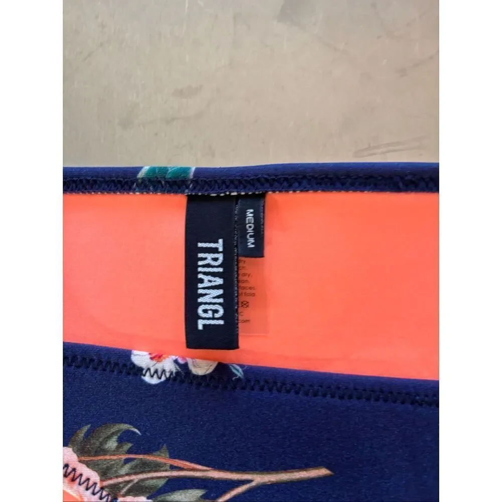 triangl bikini